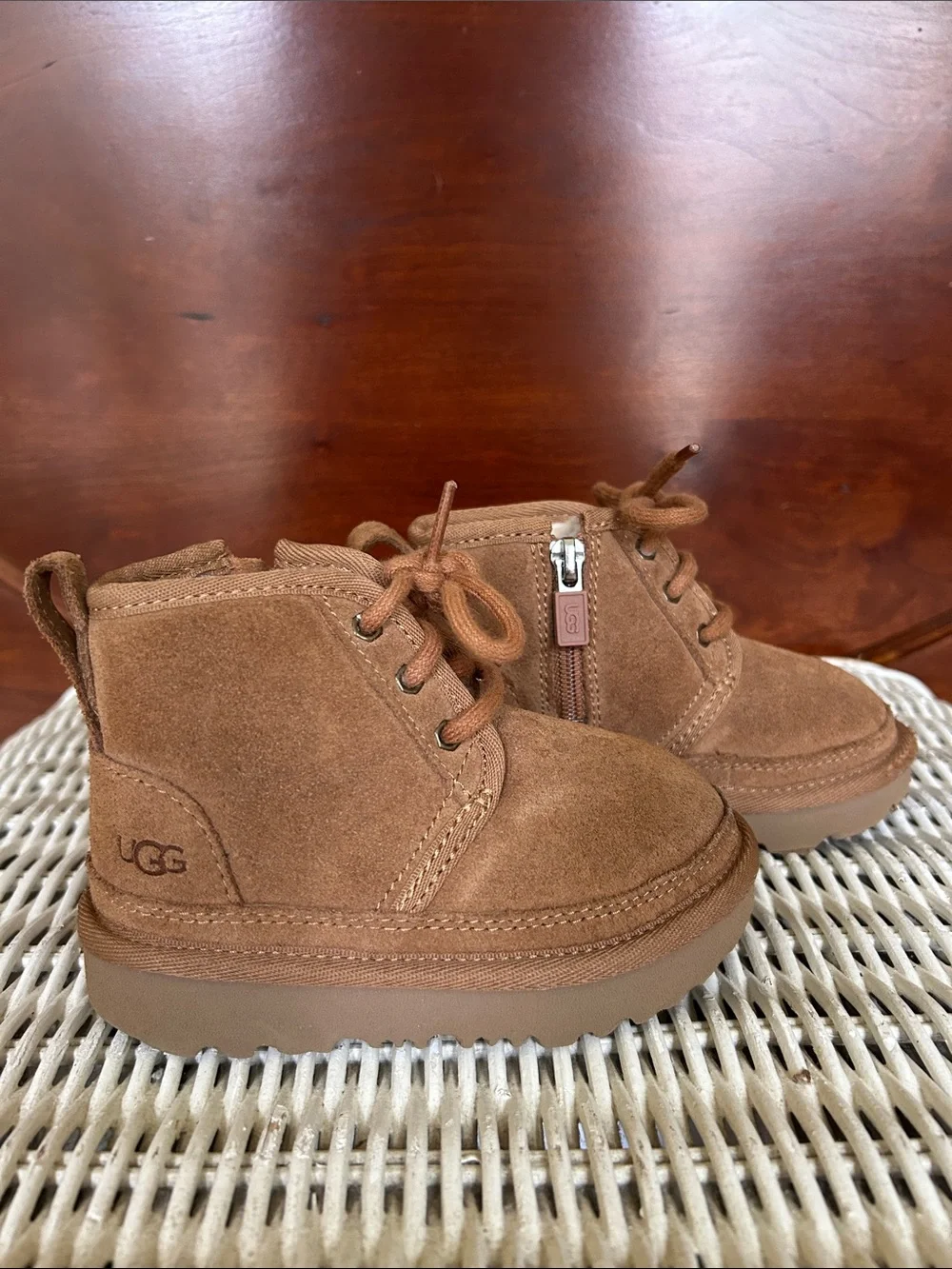 UGG Kids Chestnut Suede Lace-Up Booties with Side Zipper. Neumel  II